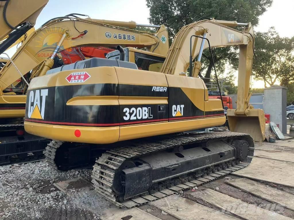 CAT 320 B Paletli ekskavatörler