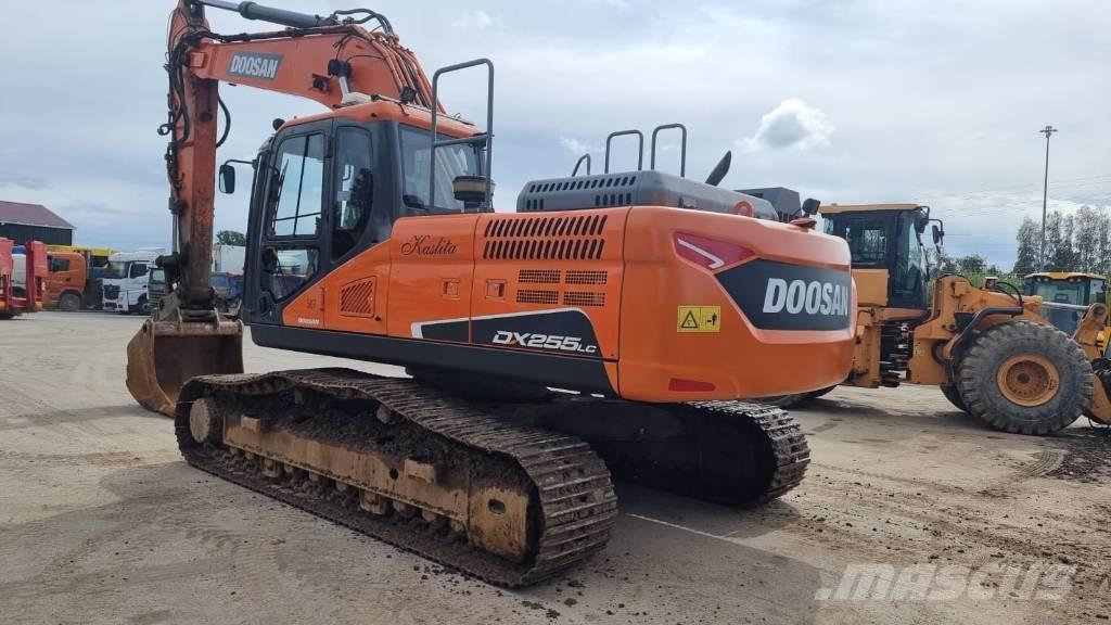 Doosan DX 255 LC-5 Paletli ekskavatörler
