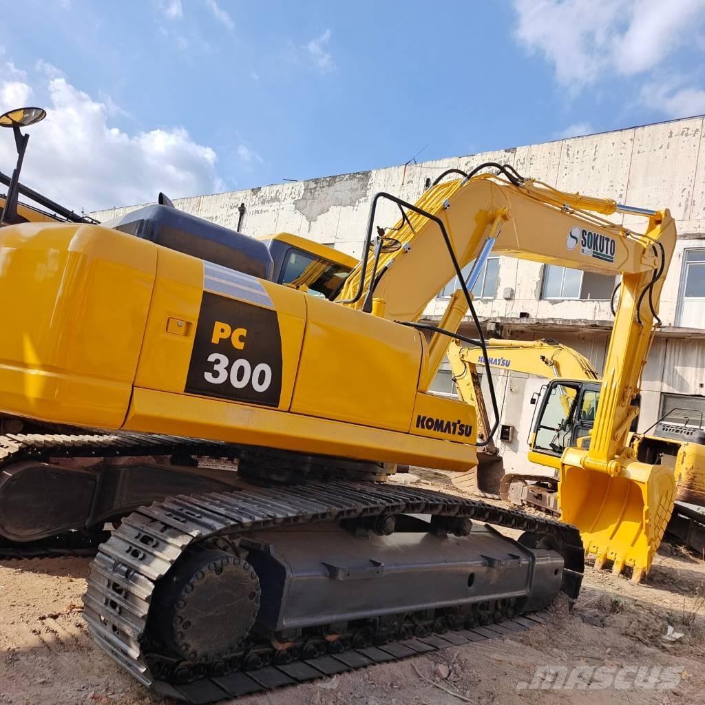 Komatsu PC 300 Paletli ekskavatörler