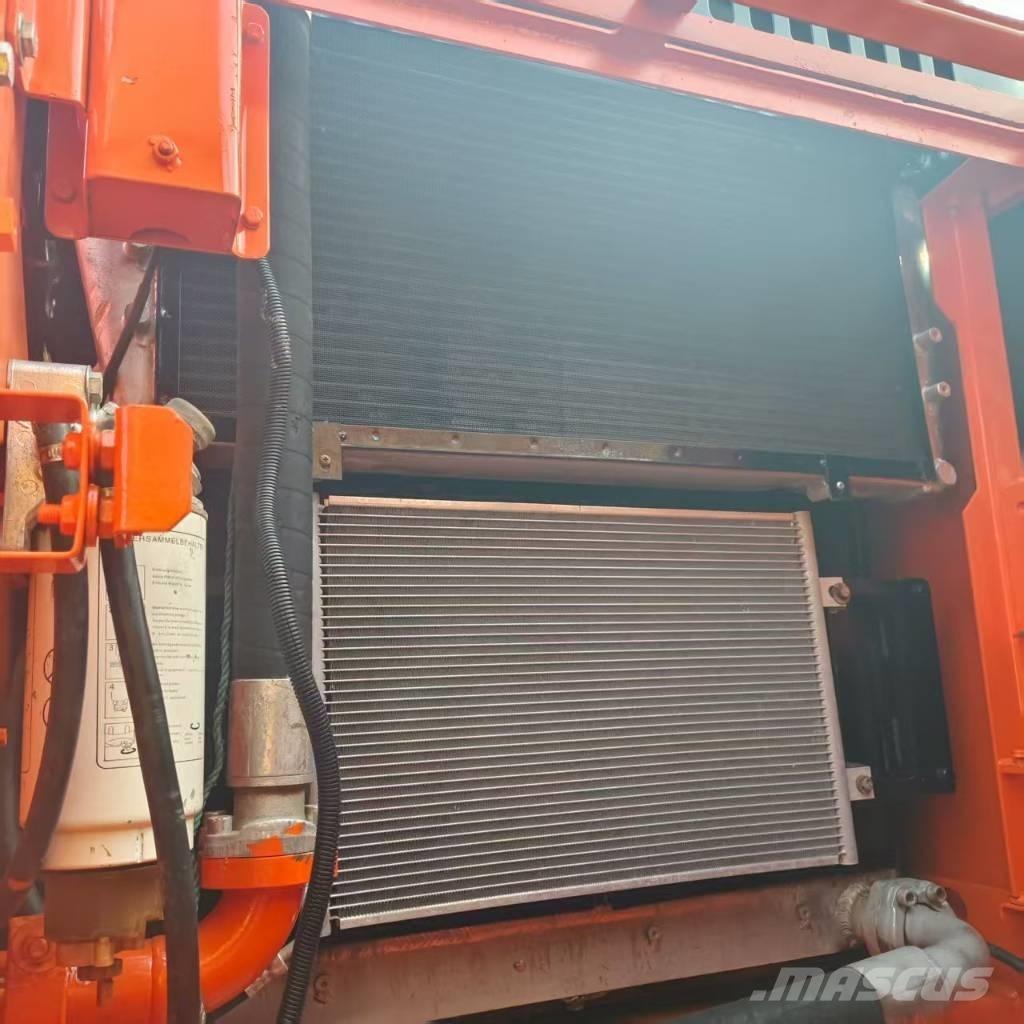 Doosan DX 300 Paletli ekskavatörler