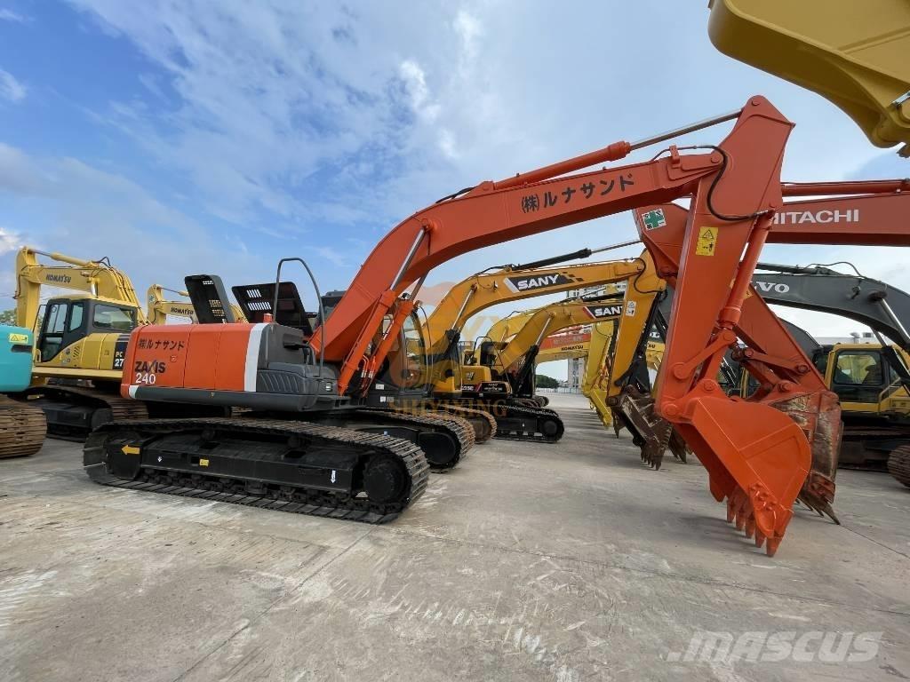 Hitachi ZX 240 Paletli ekskavatörler