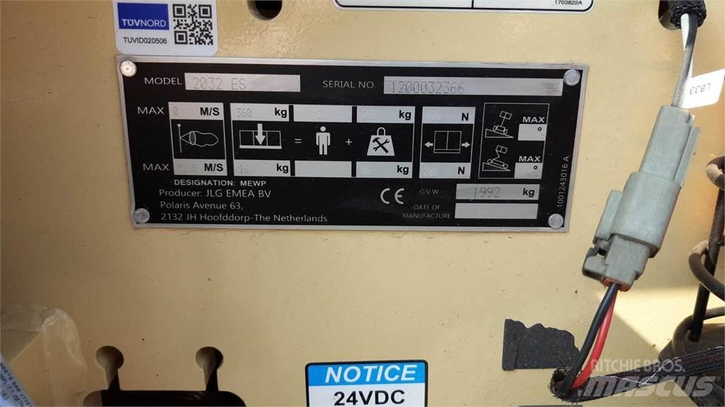 JLG 2032ES Makasli platformlar