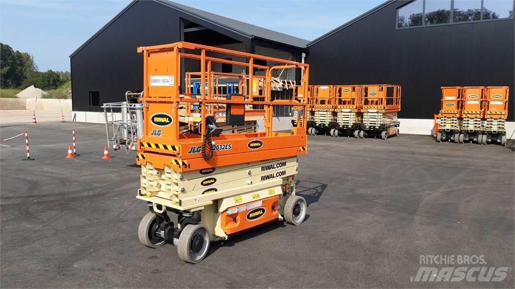 JLG 2032ES Makasli platformlar