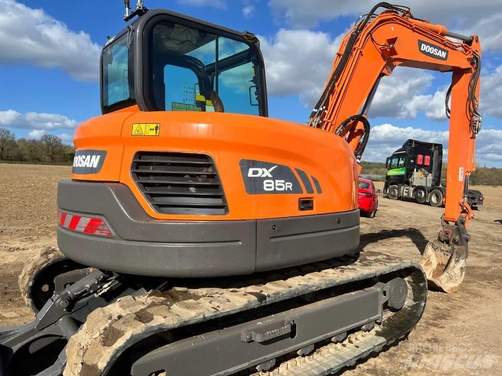 Doosan DX 85 R Midi ekskavatörler 7 - 12 t