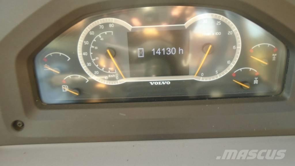 Volvo A 25 G Belden kirma kaya kamyonu