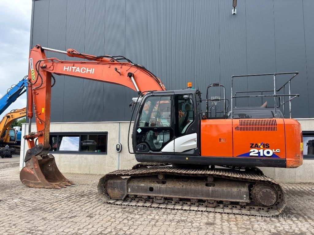 Hitachi ZX 210 LC-6 Paletli ekskavatörler