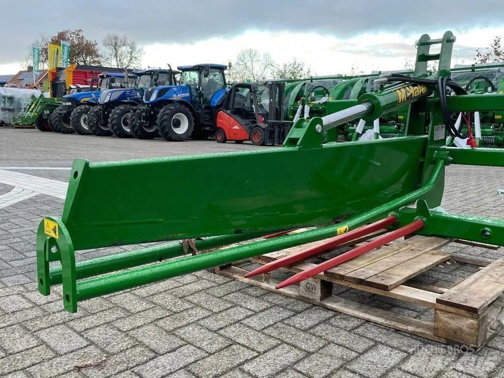 McHale 994 Diger