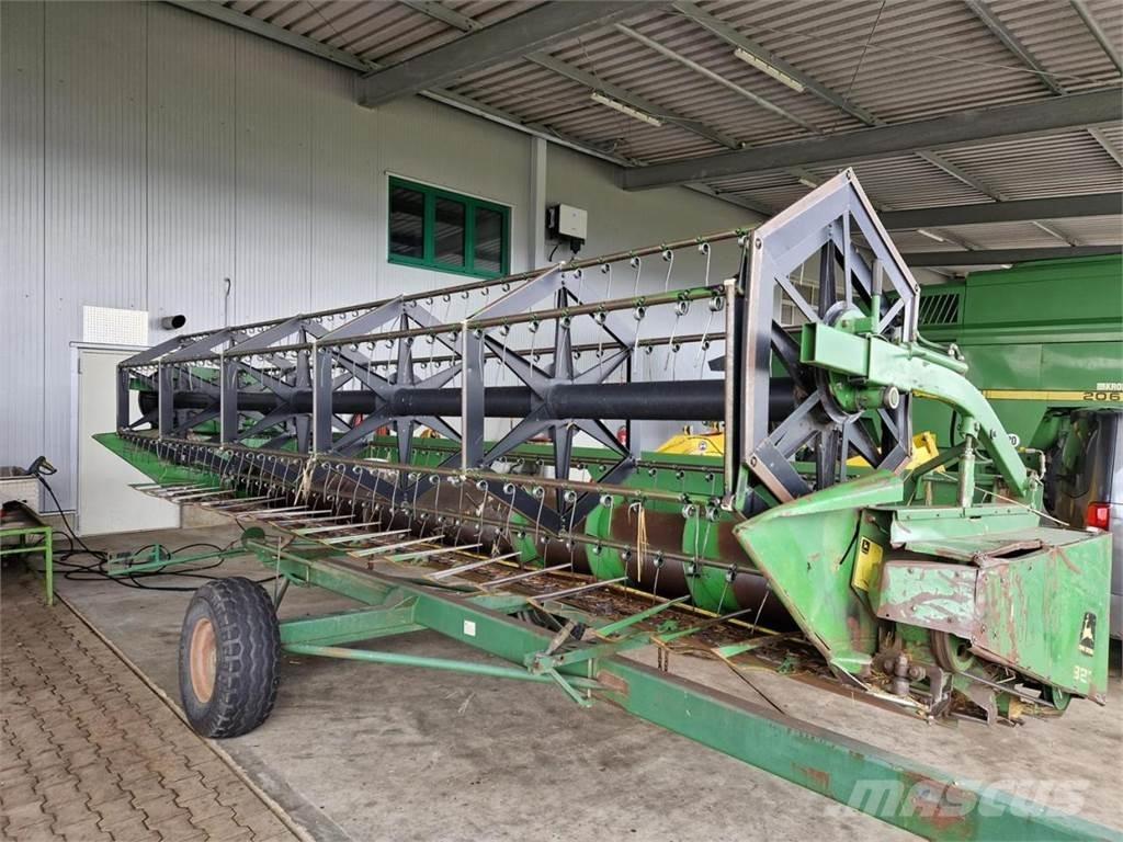 John Deere 2066 Biçerdöverler