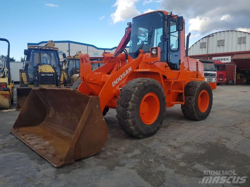 Doosan 160 v Ön yükleyici ve kazicilar