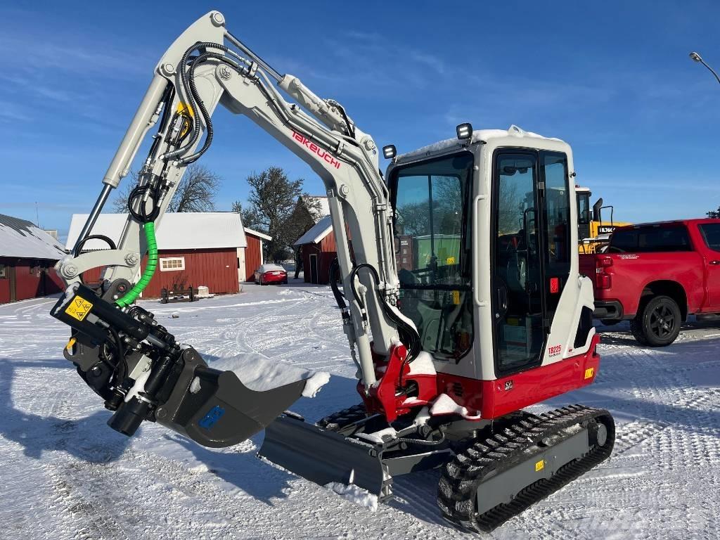 Takeuchi TB225 Mini ekskavatörler, 7 tona dek