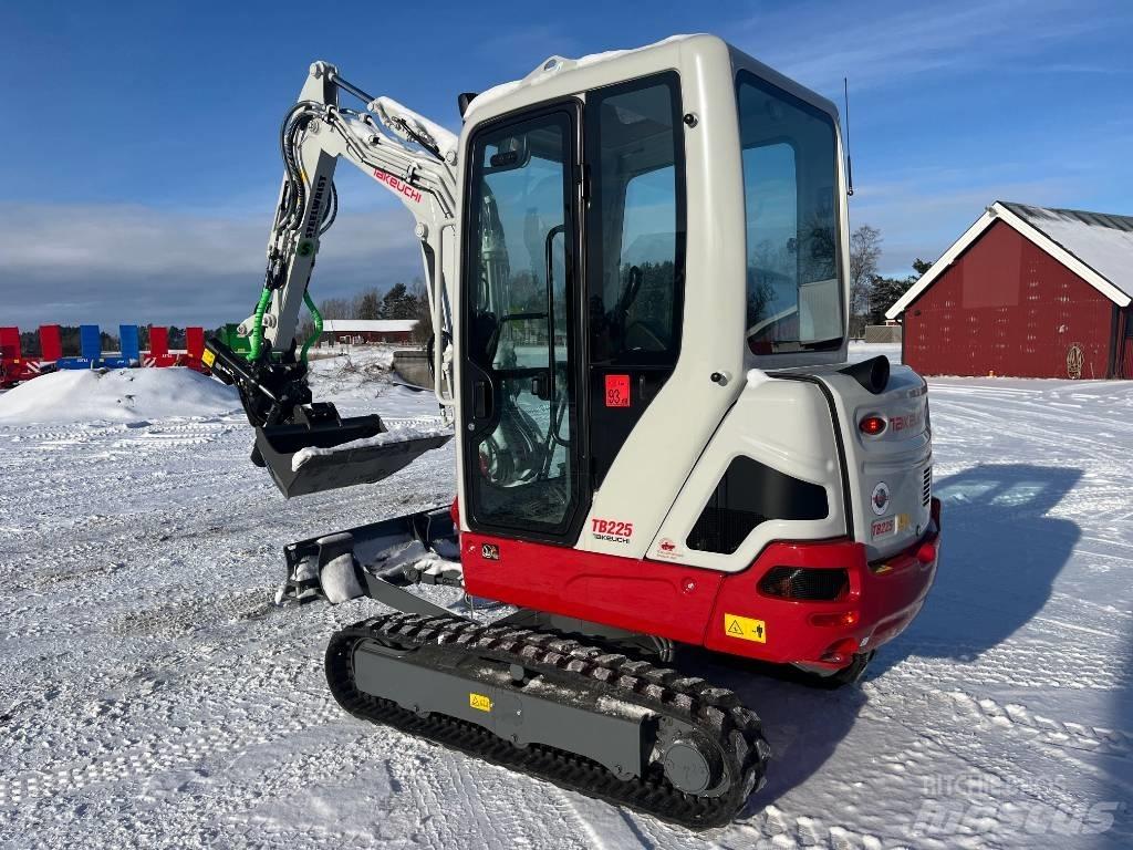 Takeuchi TB225 Mini ekskavatörler, 7 tona dek
