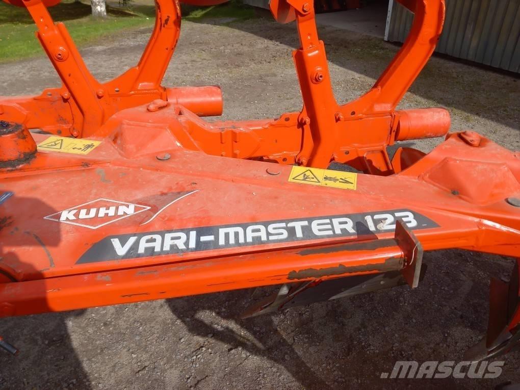 Kuhn Vari-Master 123 Döner pulluklar