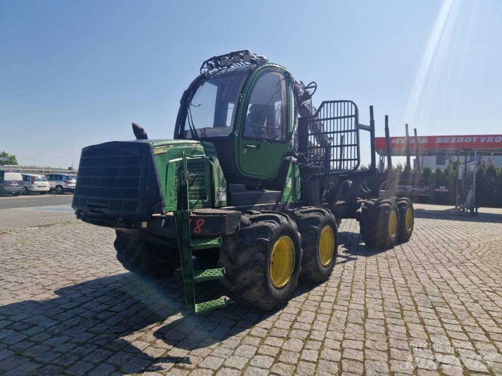 John Deere 1010 E Tomruk yükleyici traktörler