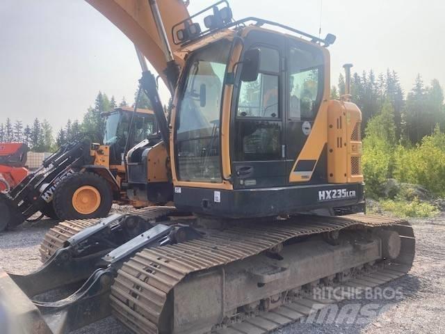 Hyundai HX 235 LCRD Paletli ekskavatörler