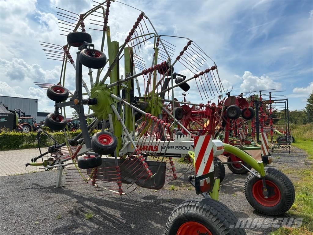 CLAAS Liner 2800 Kendi yürür saman makinaları