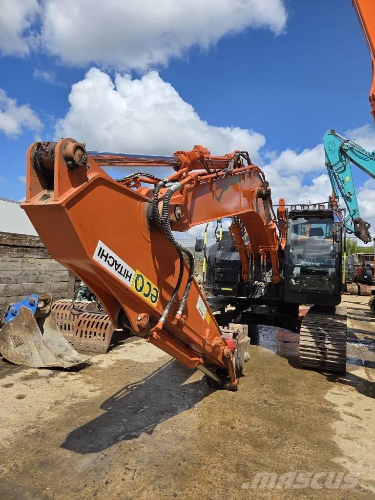 Hitachi ZX225US-6 Paletli ekskavatörler