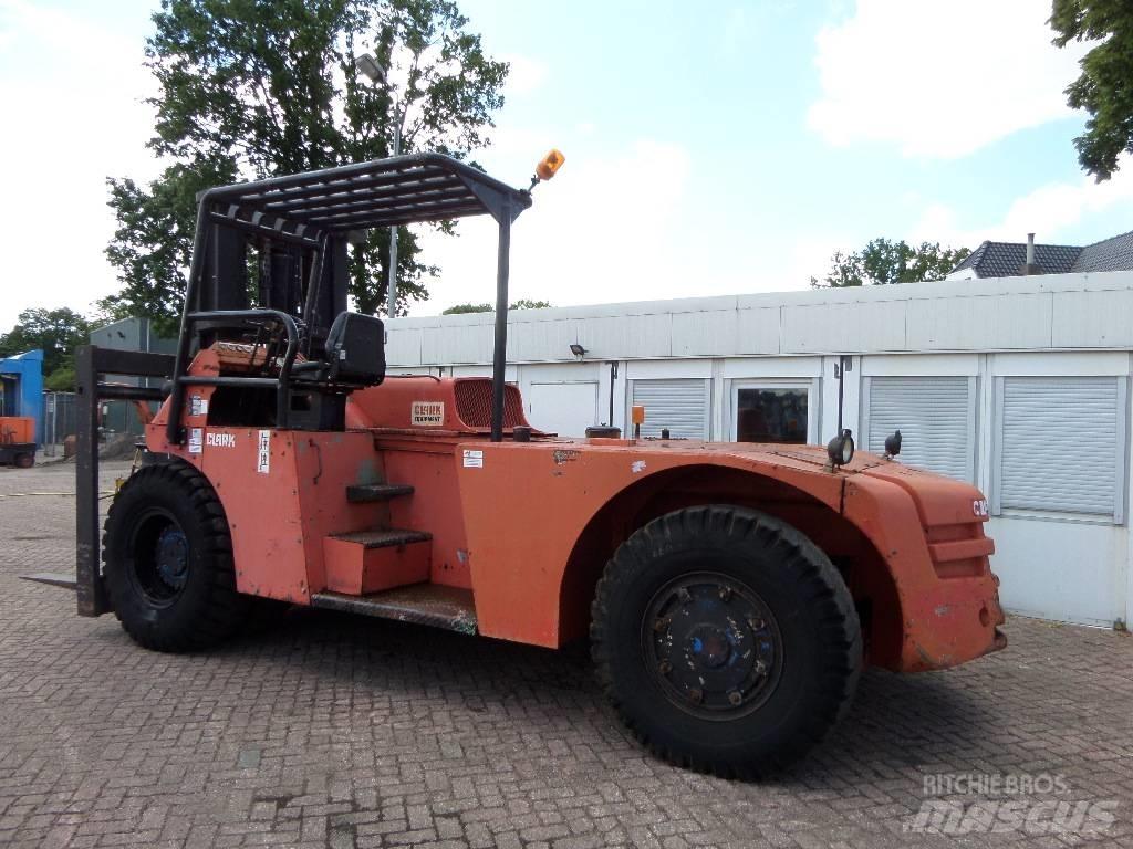 Clark CY450BD Dizel forkliftler