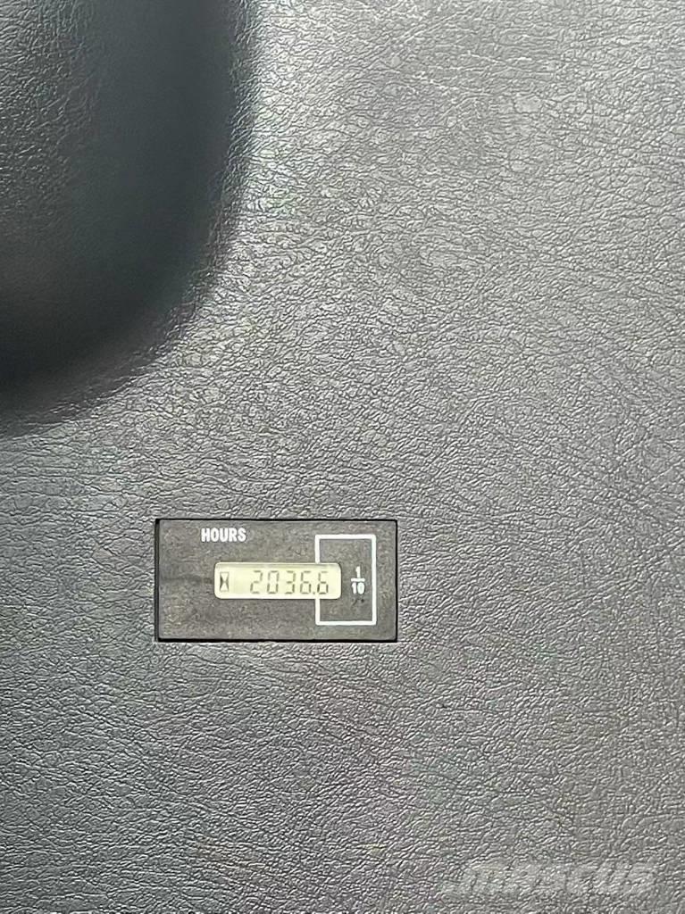 Hyundai 210W-9 Lastik tekerli ekskavatörler