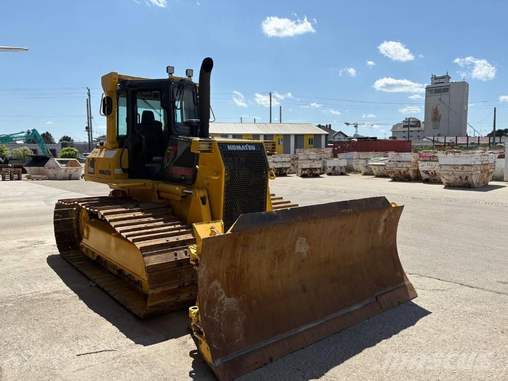Komatsu 61 PX Paletli dozerler