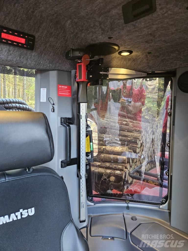 Komatsu 951 Biçerdöverler