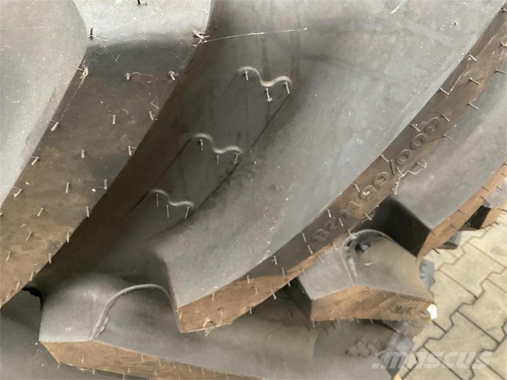 BKT 600/65R28 Tekerlekler