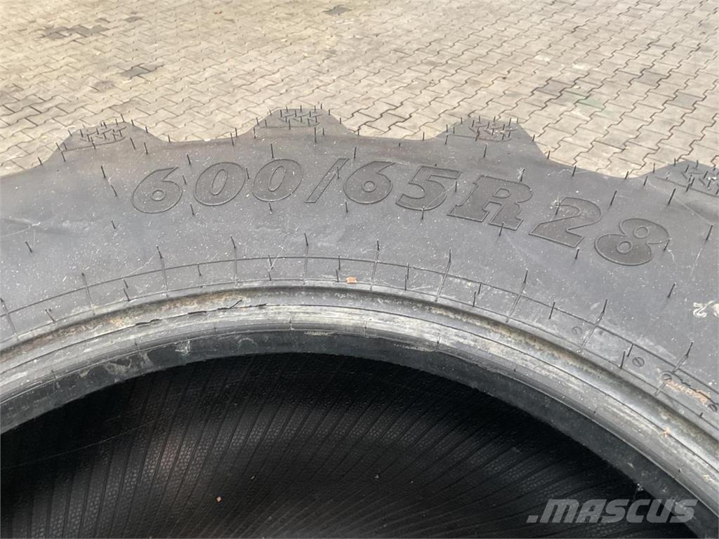 BKT 600/65R28 Tekerlekler