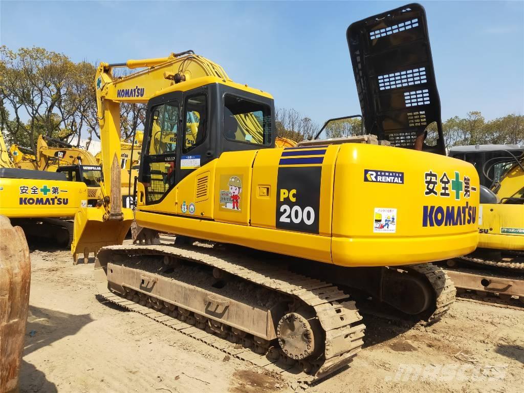 Komatsu PC200-7 Paletli ekskavatörler