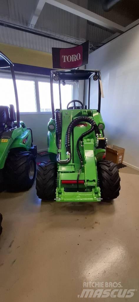 Avant 528 Çok amaçlı yükleyiciler