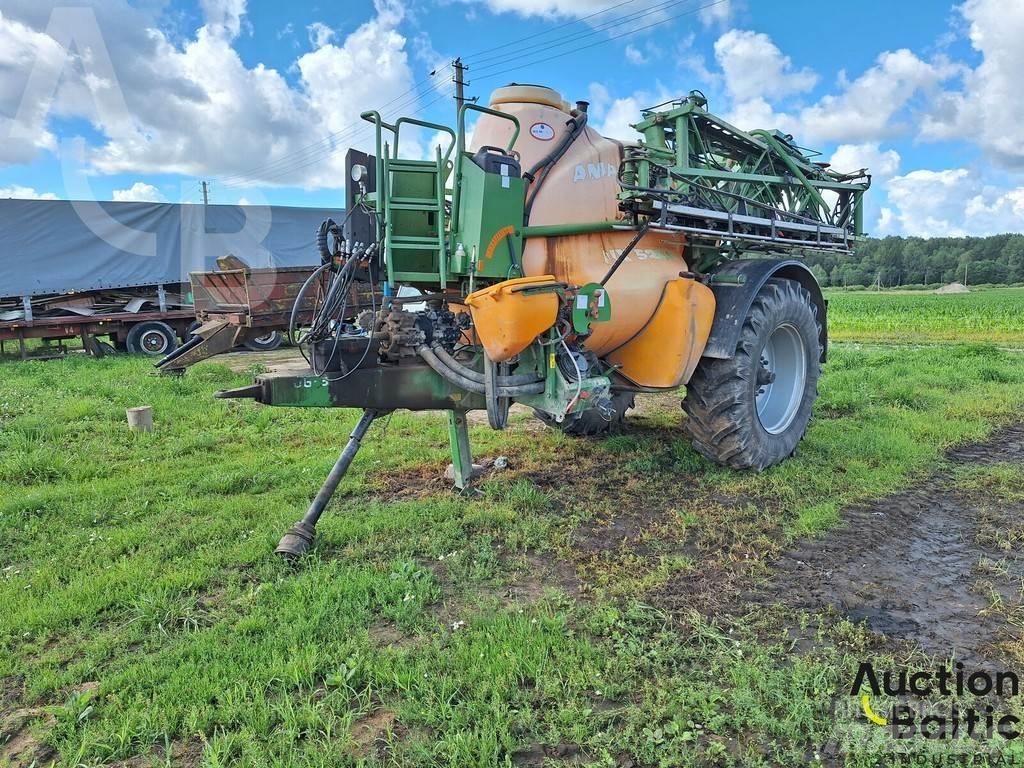 Amazone UX 5200 Çekilir pülverizatörler