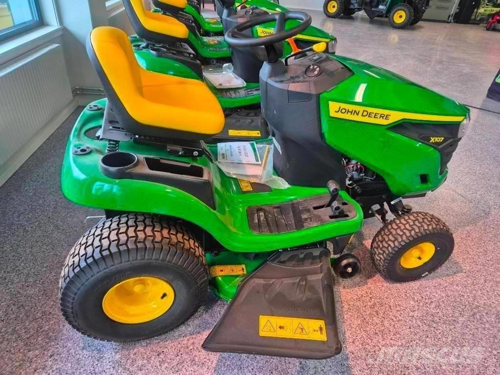 John Deere 107 R Mobil çim biçme makineleri