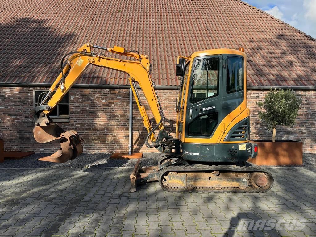 Hyundai R25Z-9 AK Paletli ekskavatörler