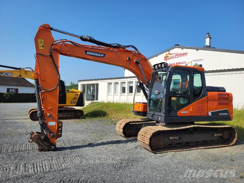Doosan DX 140 LC-5 Paletli ekskavatörler