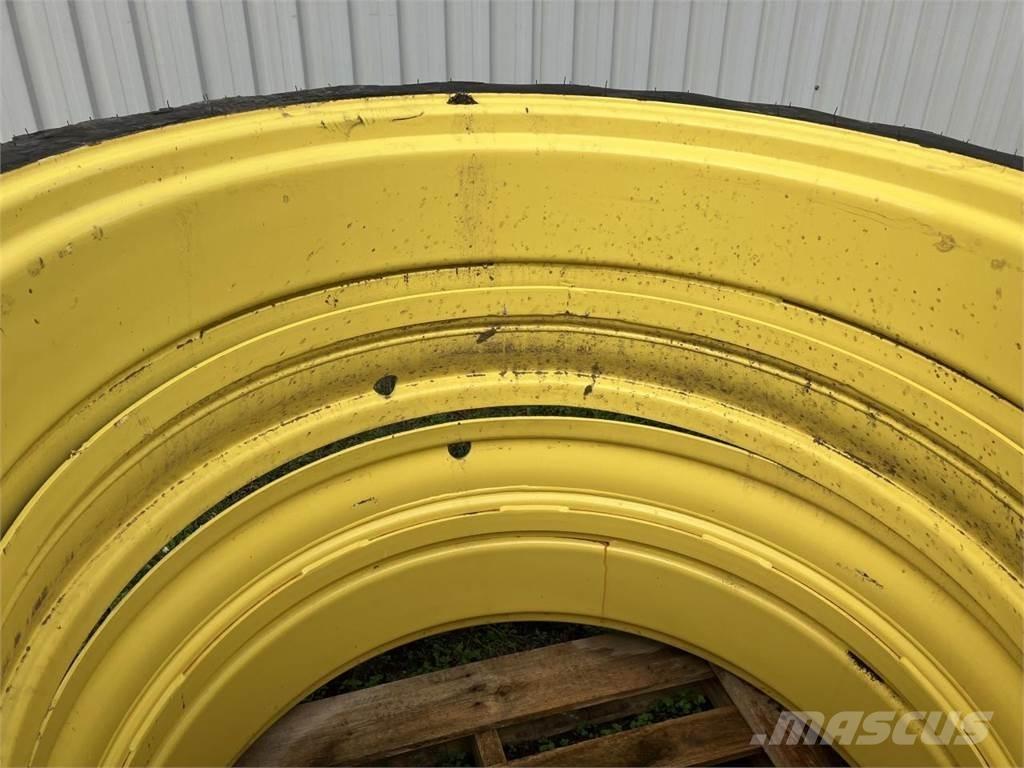 Taurus 270/95R44 Tekerlekler