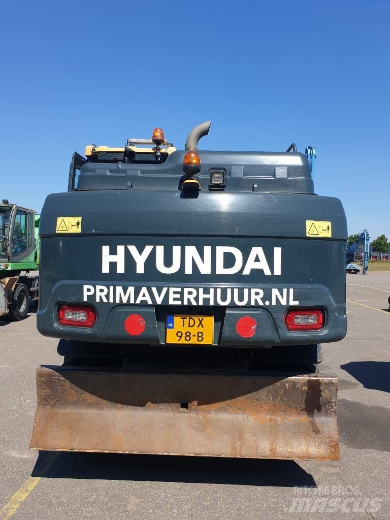 Hyundai HW160 Lastik tekerli ekskavatörler
