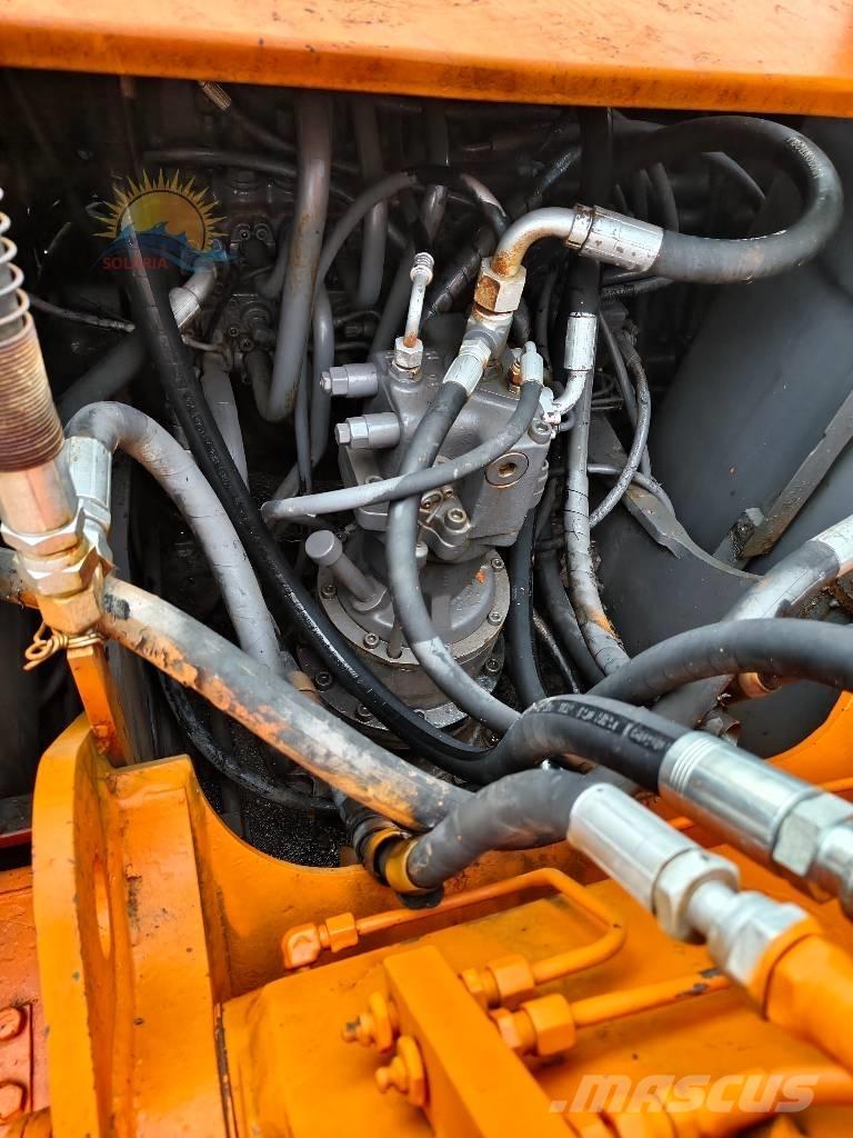 Hitachi EX 100 W D Lastik tekerli ekskavatörler