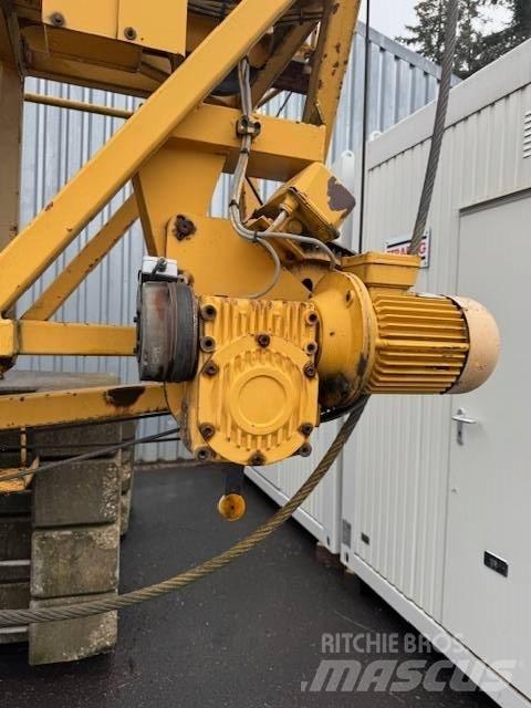 Liebherr 35 K Kendini kuran kule vinçler