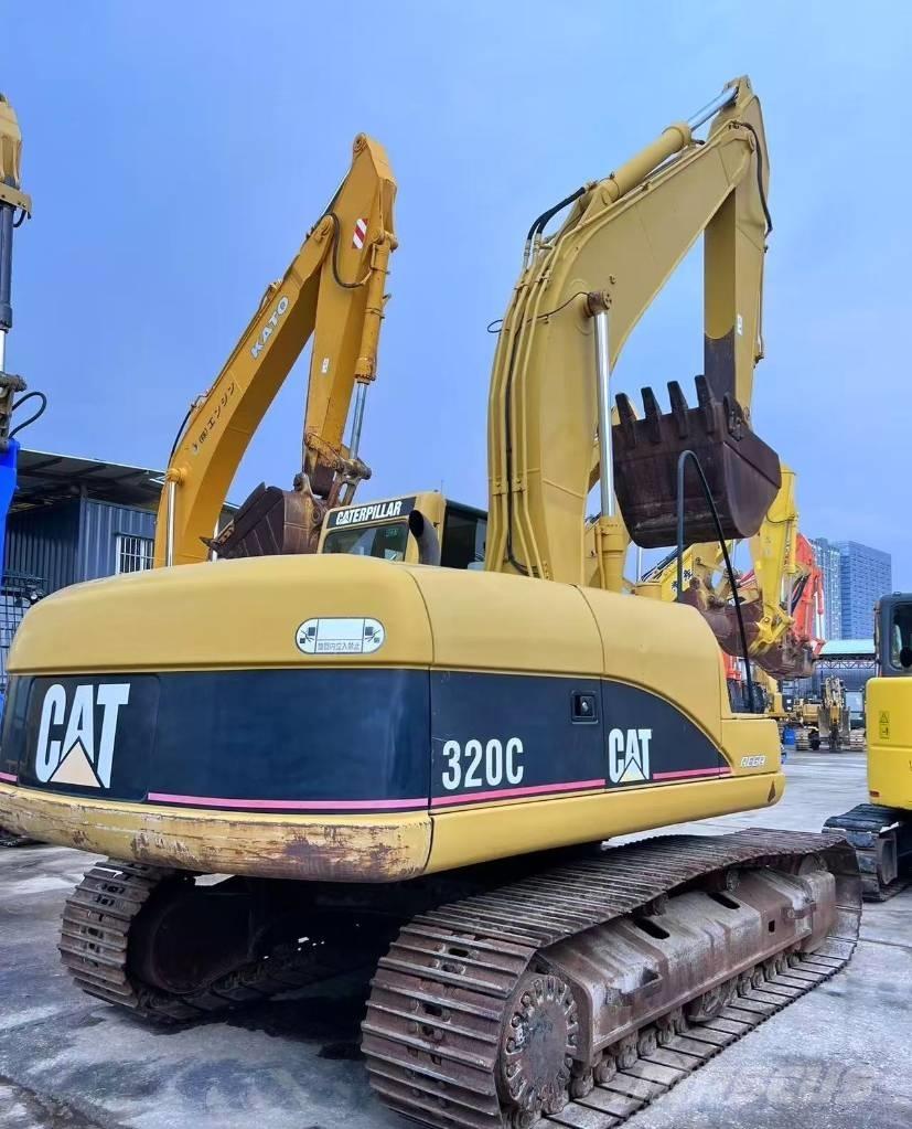 CAT 320 C Paletli ekskavatörler