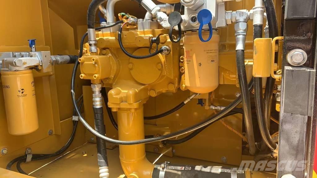 CAT 325 D L Paletli ekskavatörler