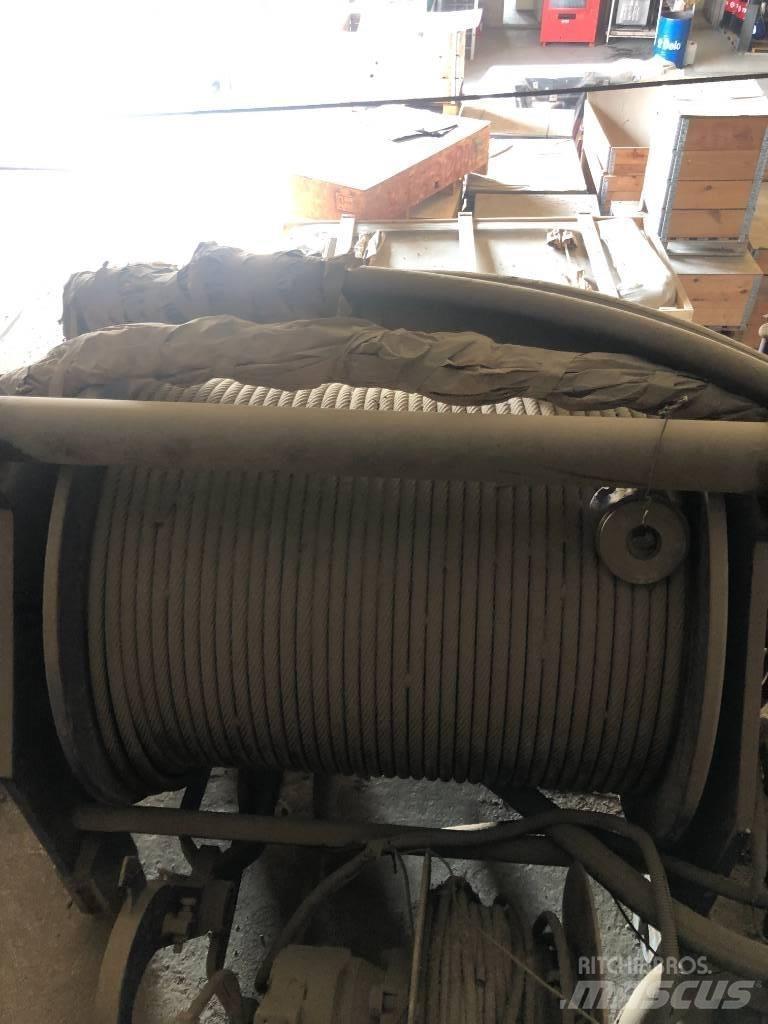 Liebherr LR1160 Direkler ve bomlar