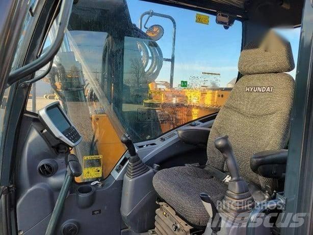 Hyundai HX130 Paletli ekskavatörler