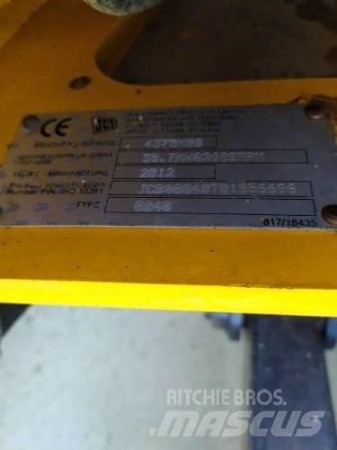 JCB 8040 Mini ekskavatörler, 7 tona dek