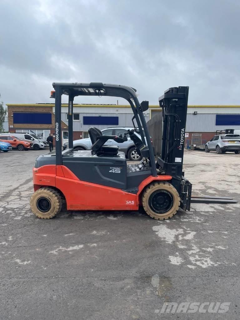 Toyota 8 FBMT 45 Elektrikli forkliftler