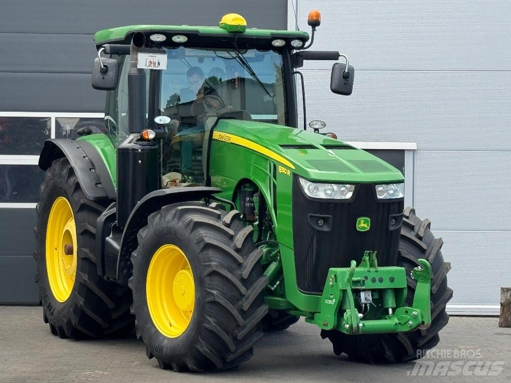 John Deere 8310 R Traktörler