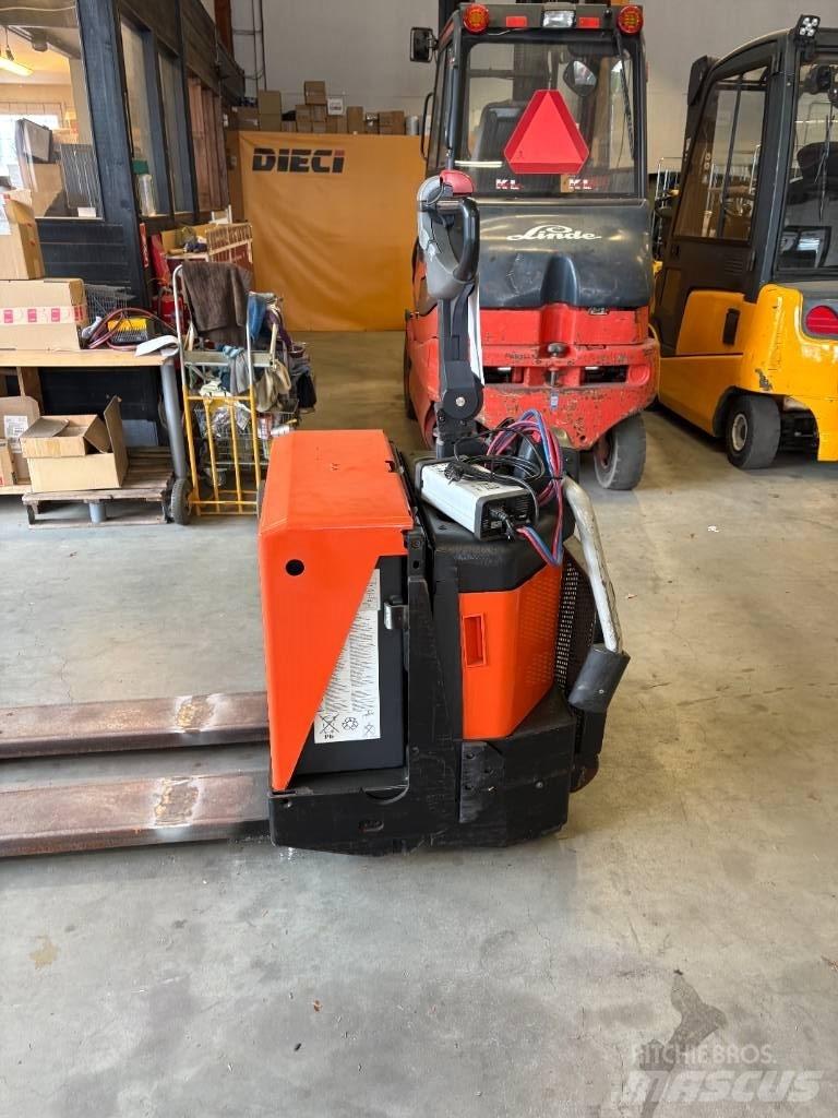 BT LPE 200 / 8 Düsük seviye platformu