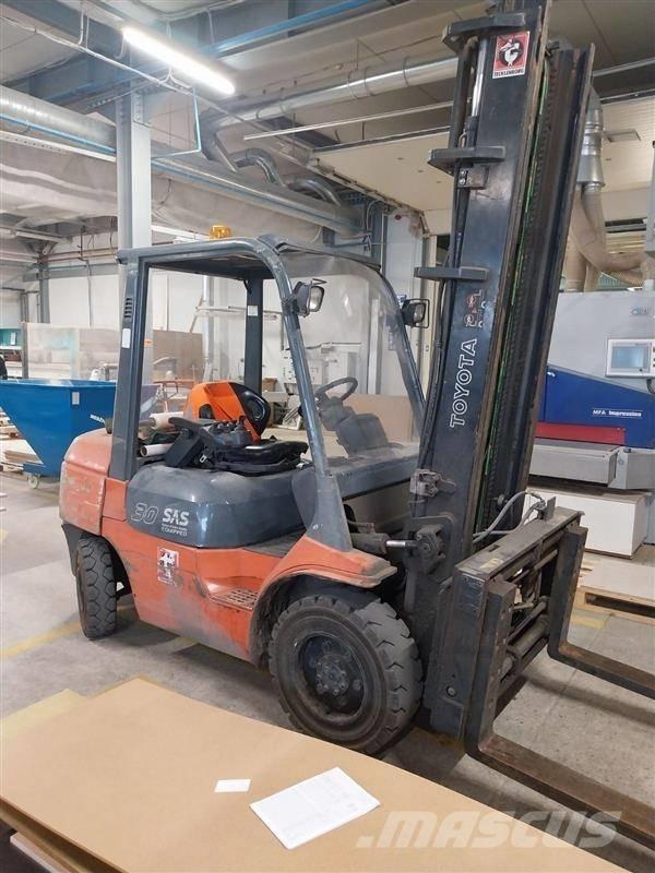 Toyota 62-7FDF30 Diger