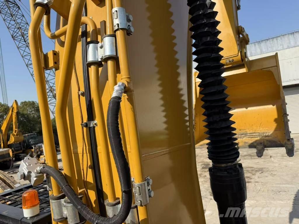 CAT 349 Paletli ekskavatörler