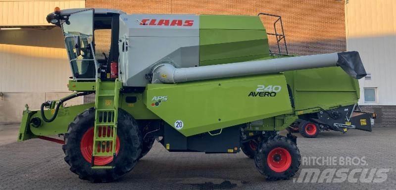 CLAAS AVERO 240 Biçerdöverler