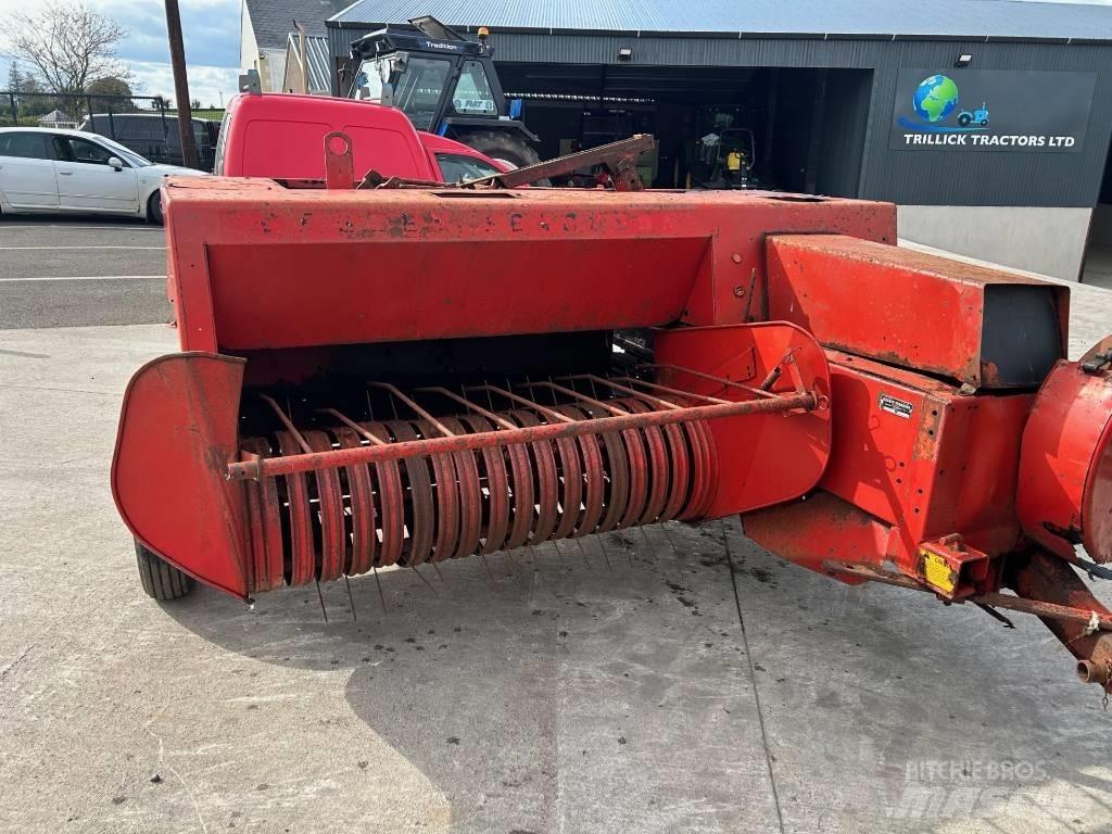Massey Ferguson 120 Küp balya makinalari