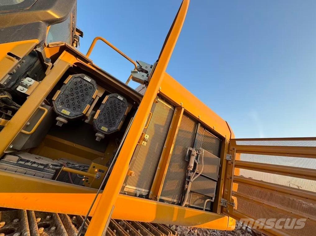 CAT 352 Paletli ekskavatörler