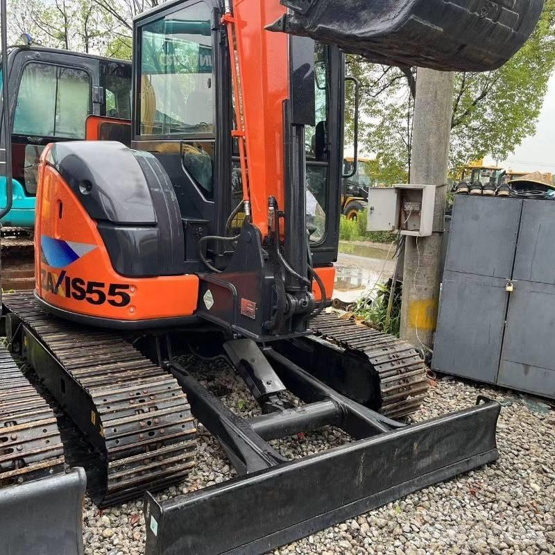 Hitachi ZX 55 Mini ekskavatörler, 7 tona dek